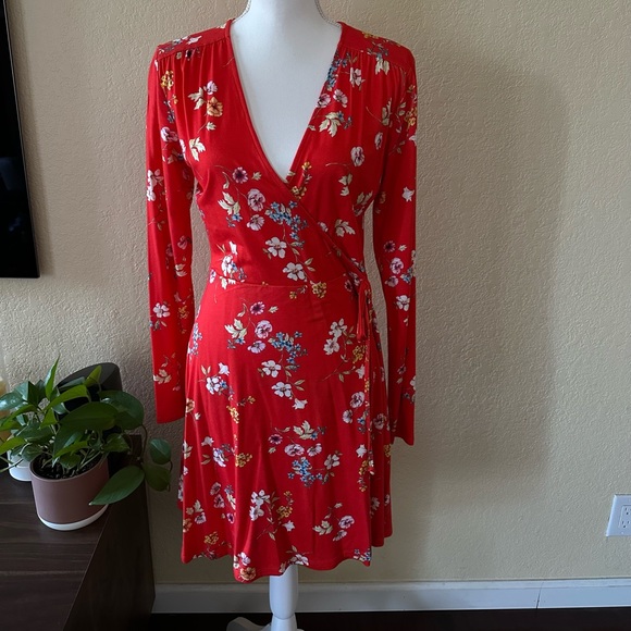 Floral Midi Wrap Dress - Picture 1 of 3
